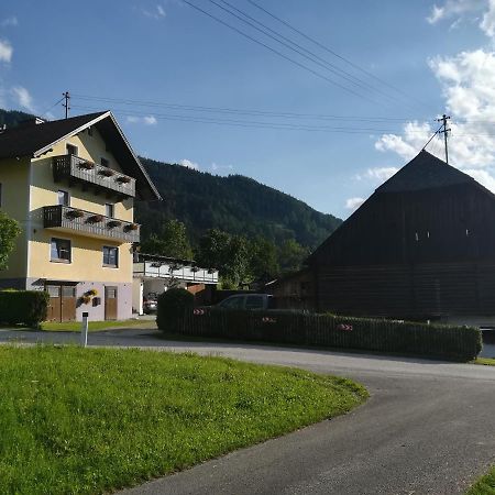Haus Elisabeth Acomodação com café da manhã Aigen im Ennstal Exterior foto