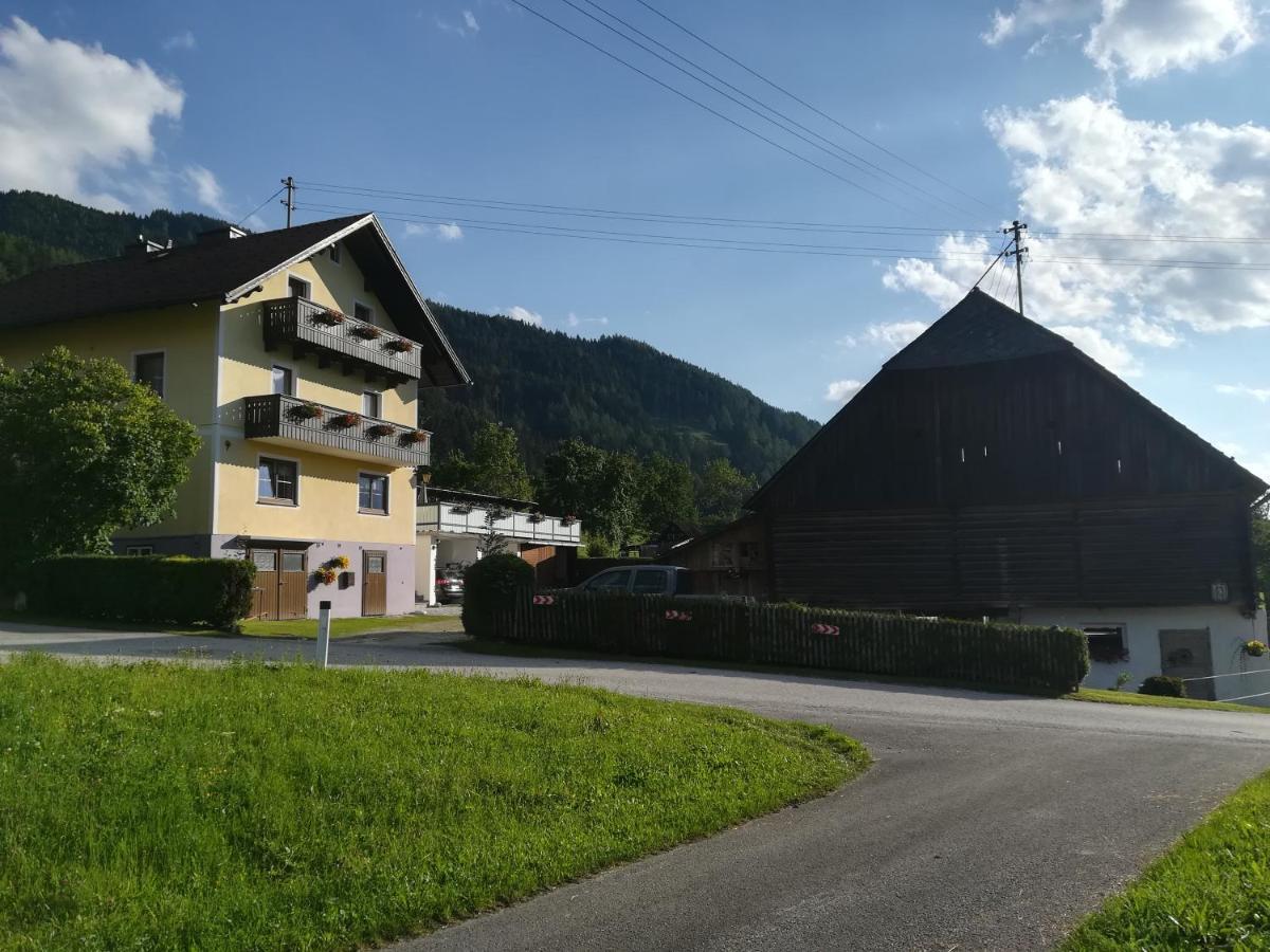 Haus Elisabeth Acomodação com café da manhã Aigen im Ennstal Exterior foto